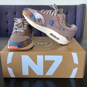 [SOLD] Nike Air Max 1 N7 size 5 boys 6.5 womens